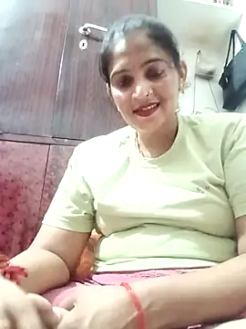 Snapshot of Chhaya_hot chatting on 09-13-25, 04:07 Chhaya hot online show from 09-13-25, 04:07