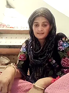 Chhaya hot online show from 09-29-25, 03:17