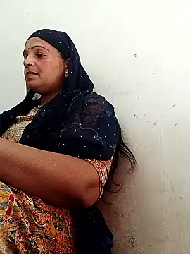 Chhaya hot online show from 02-15-26, 08:46