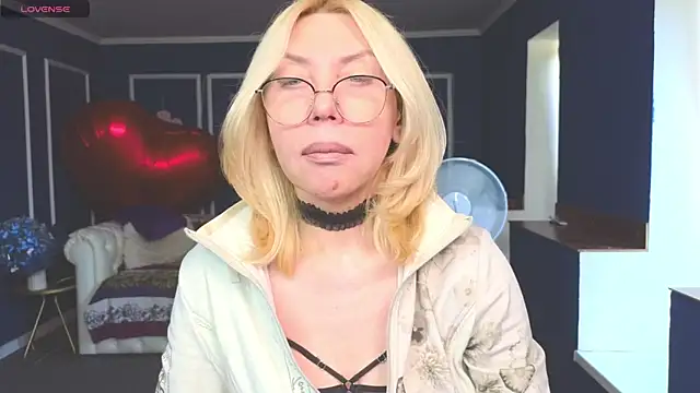 Wendy Waves online show from 06-18-26, 12:53