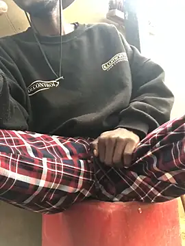 Snapshot of cuminsidebby chatting on 03-23-26, 08:18 cuminsidebby online show from 03-23-26, 08:18