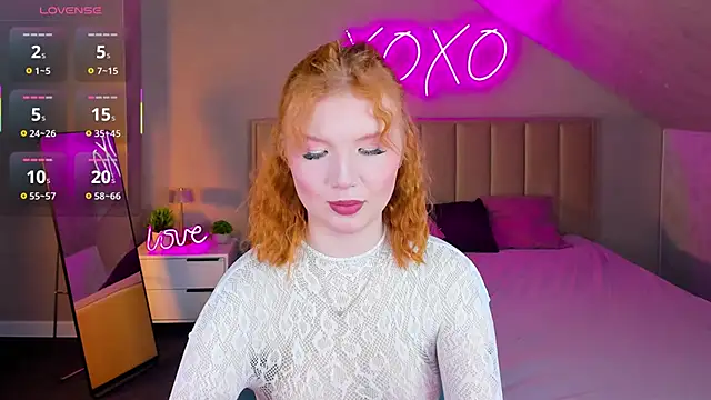 Snapshot of Anna_Patterson chatting on 04-15-26, 09:49 Anna Patterson online show from 04-15-26, 09:49
