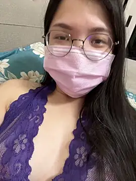 Snapshot of tw_swag chatting on 03-18-26, 11:57 tw swag online show from 03-18-26, 11:57