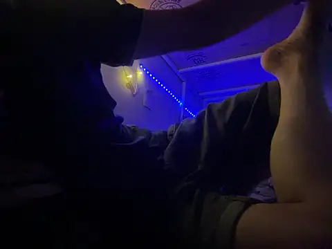 Snapshot of FitNhot_sam chatting on 10-04-25, 02:26 FitNhot sam online show from 10-04-25, 02:26