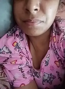 Snapshot of tamanna-hot chatting on 10-12-25, 07:24 tamanna-hot online show from 10-12-25, 07:24