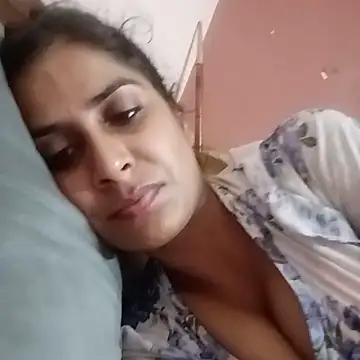 Snapshot of tamanna-hot chatting on 10-21-25, 07:36 tamanna-hot online show from 10-21-25, 07:36