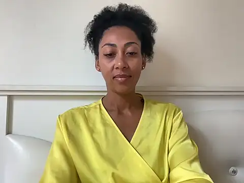 Vaylisse online show from 09-19-25, 04:03