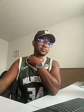 AndyCalifornia1 online show from 10-07-25, 12:35