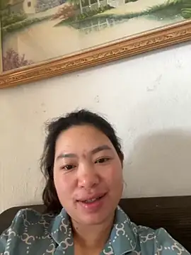 Nhung584 online show from 10-12-25, 12:09