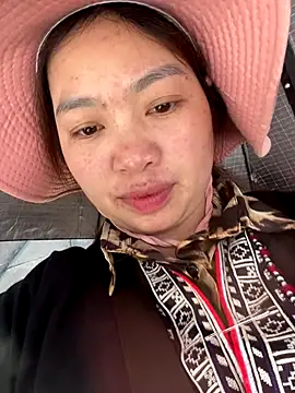 Nhung584 online show from 10-27-25, 05:33