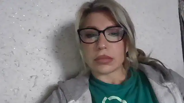 fox red lady7 online show from 02-08-26, 09:23