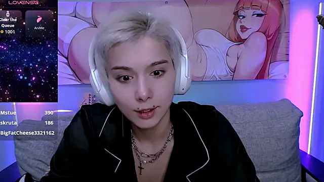 Snapshot of SophieAsh chatting on 11-08-25, 07:12 SophieAsh online show from 11-08-25, 07:12