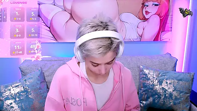 SophieAsh online show from 11-20-25, 08:03