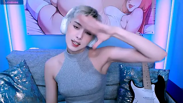 SophieAsh online show from 11-23-25, 03:01