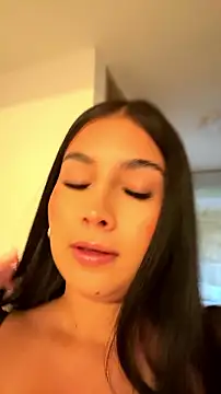 Snapshot of jesse_veraa_ chatting on 07-16-26, 11:00 jesse veraa online show from 07-16-26, 11:00