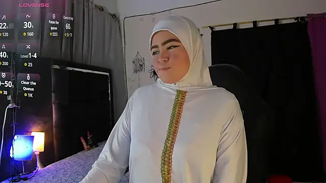 MarianFadel online show from 10-23-25, 02:49