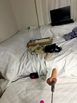 Ozge-SluttyScream69 online show from 11-24-25, 11:26