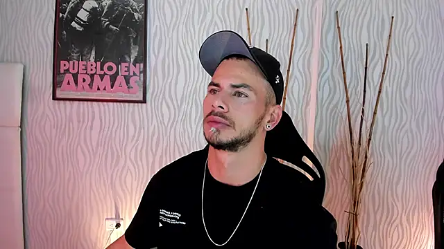 Snapshot of dylan_jacobx chatting on 01-11-26, 03:44 dylan jacobx online show from 01-11-26, 03:44