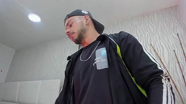 Snapshot of dylan_jacobx chatting on 02-03-26, 07:24 dylan jacobx online show from 02-03-26, 07:24