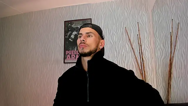 Snapshot of dylan_jacobx chatting on 02-17-26, 03:14 dylan jacobx online show from 02-17-26, 03:14