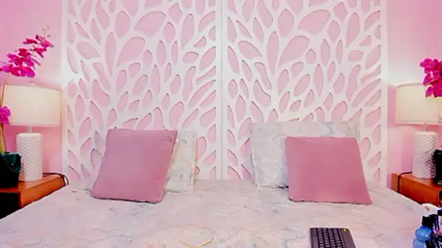 Emmadancer online show from 02-07-26, 07:50