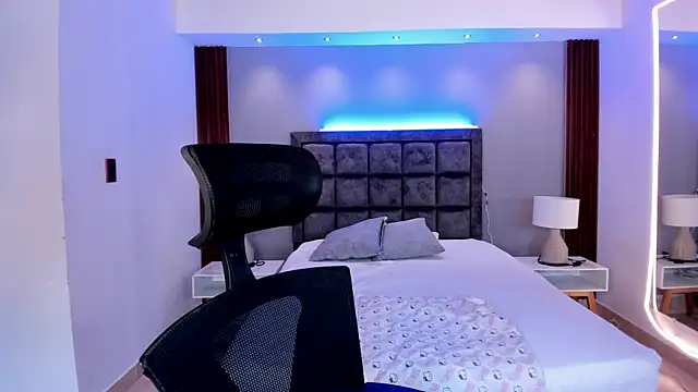 sofiacaramel online show from 10-21-25, 07:36