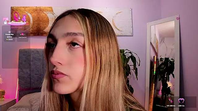 antonellastar24  online show from 03-23-26, 08:57