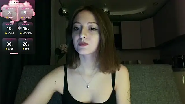 Snapshot of white_liillyy chatting on 10-27-25, 07:29 white liillyy online show from 10-27-25, 07:29