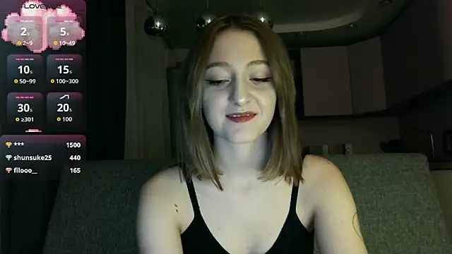 Snapshot of white_liillyy chatting on 11-04-25, 10:09 white liillyy online show from 11-04-25, 10:09