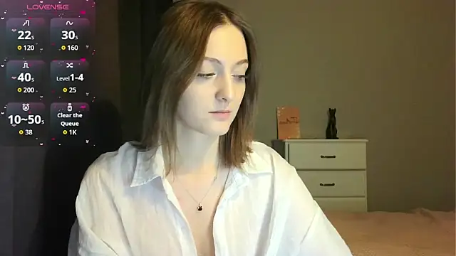 white liillyy online show from 03-13-26, 11:11