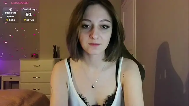 white liillyy online show from 05-27-26, 09:23