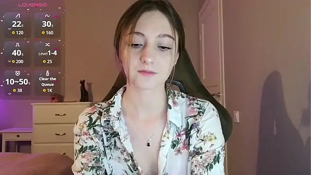 white liillyy online show from 06-22-26, 09:23