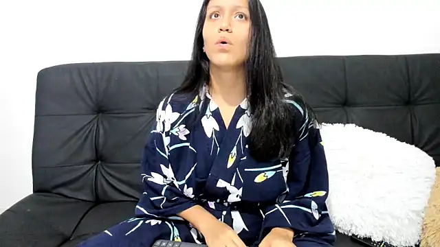 OxanaDuchannes online show from 10-05-25, 01:04