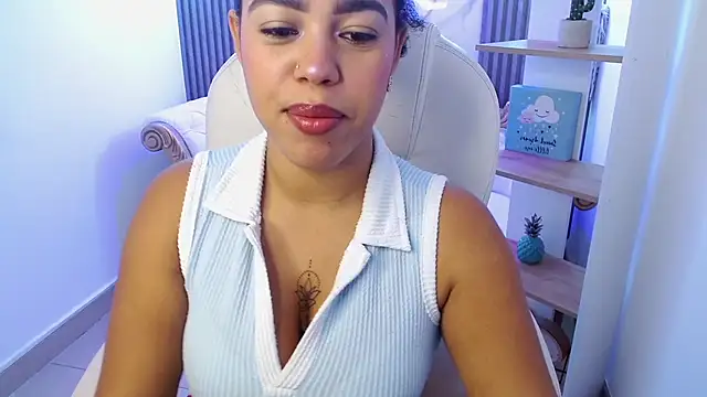 candyhot tk online show from 02-25-26, 03:16