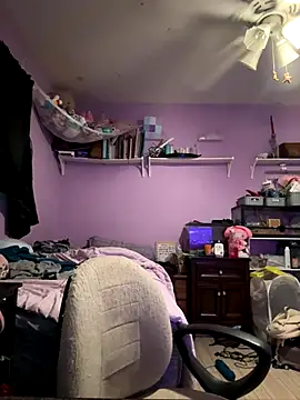 Snapshot of KadiSparkle chatting on 11-18-25, 02:39 KadiSparkle online show from 11-18-25, 02:39