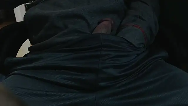 Snapshot of whitewagonsuck chatting on 03-05-26, 04:30 whitewagonsuck online show from 03-05-26, 04:30