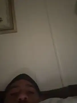 tyrek5051 online show from 10-25-25, 01:07