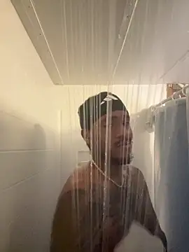 tyrek5051 online show from 10-28-25, 02:09