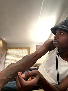 Snapshot of AllDayBbC chatting on 01-11-26, 01:49 AllDayBbC online show from 01-11-26, 01:49