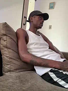 Snapshot of AllDayBbC chatting on 03-09-26, 12:09 AllDayBbC online show from 03-09-26, 12:09