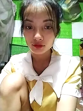 Snapshot of tdtd98 chatting on 10-28-25, 04:20 tdtd98 online show from 10-28-25, 04:20