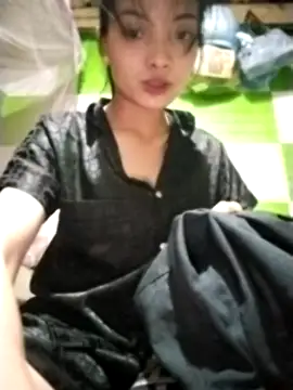 Snapshot of tdtd98 chatting on 11-11-25, 08:47 tdtd98 online show from 11-11-25, 08:47