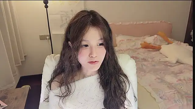 Snapshot of FuFu-puff chatting on 12-20-25, 05:09 FuFu-puff online show from 12-20-25, 05:09