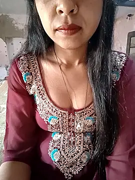 Paakhi-Singh online show from 12-23-25, 04:43