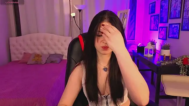 Snapshot of Wander_Waves chatting on 11-02-25, 09:06 Wander Waves online show from 11-02-25, 09:06