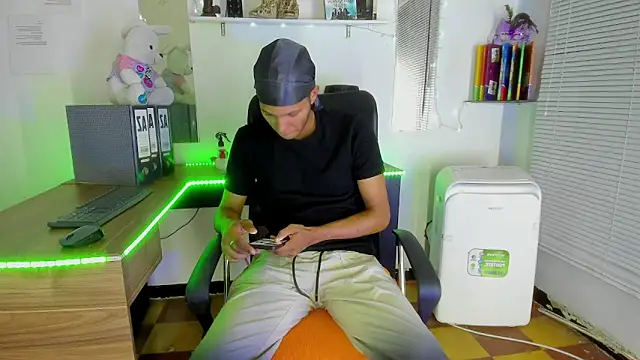 DEAMOL online show from 02-05-26, 01:05