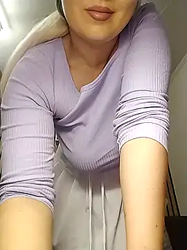 Mayaaaaaa  online show from 11-27-25, 07:32