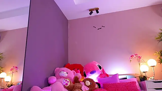 Snapshot of Vesya chatting on 09-22-25, 06:37 Vesya online show from 09-22-25, 06:37