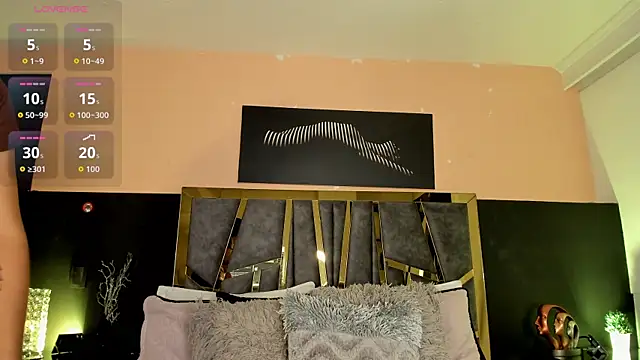 Snapshot of ScarletTorres chatting on 02-23-26, 07:00 ScarletTorres online show from 02-23-26, 07:00