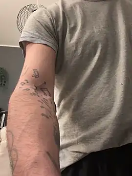 Snapshot of Simon-xx chatting on 02-27-26, 09:26 Simon-xx online show from 02-27-26, 09:26